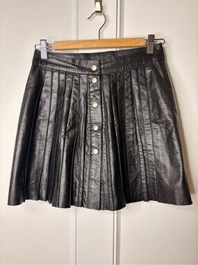 Vintage RUDSAK Black genuine Leather Pleated  Skirt with Button Front